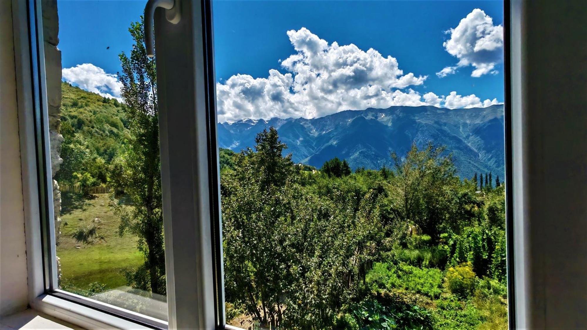 Gujejiani Guest house Mestia Exteriér fotografie